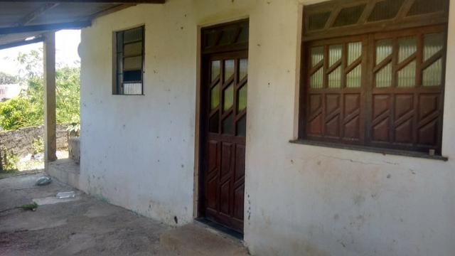 Vende-se uma casa com um terreno grande em São tome prox a praia valor a combinar - Foto 6