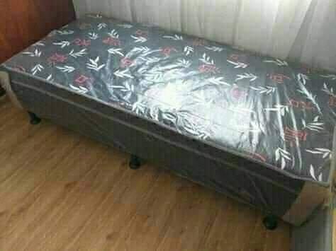 Da fábrica pra sua casa= novas camas entrego hoje ( cama box solteiro)