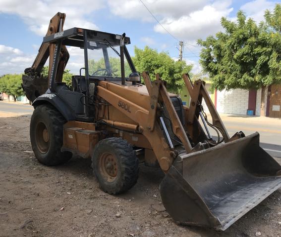 Retroescavadeira case 580l (2002)