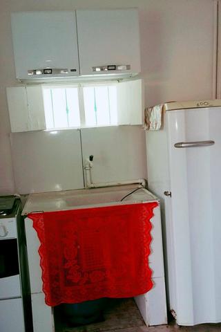 Quarto semi-mobiliado - Luz e água incluso - Foto 4