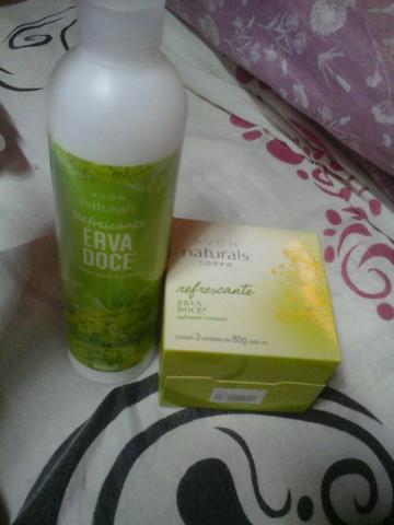 Avon Naturals hidratante