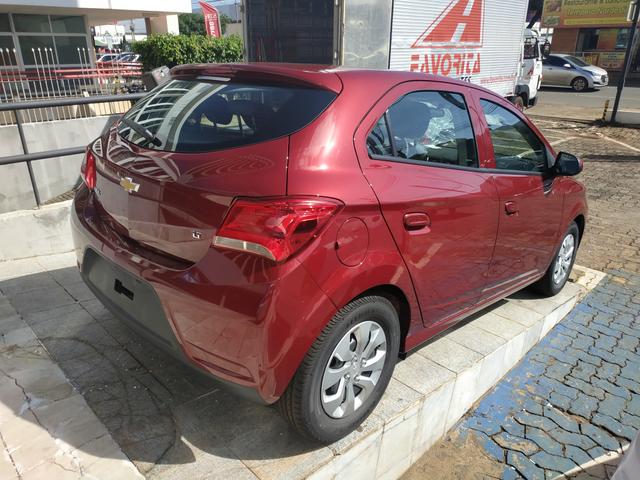GM - Chevrolet Onix LT 1.0 - Foto 6