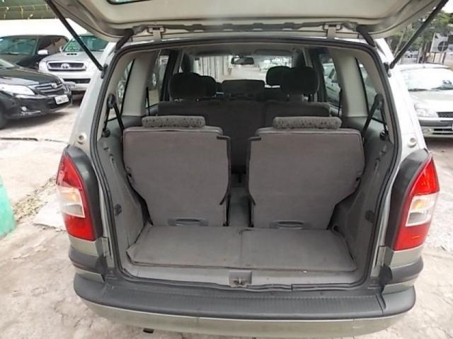 Zafira automática financia 100% - Foto 11