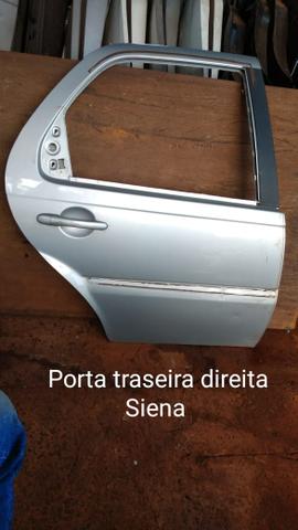 Porta traseira direita siena el