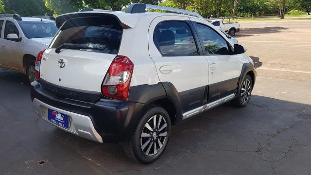 ETIOS CROSS 2016/2017 1.5 16V FLEX 4P AUTOMÁTICO - Foto 7