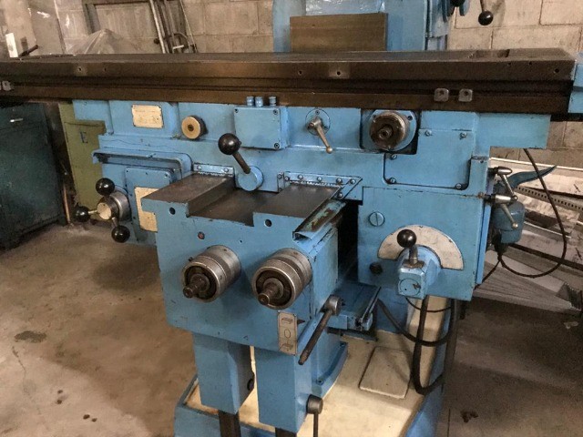 Fresadora Vertical Correa 