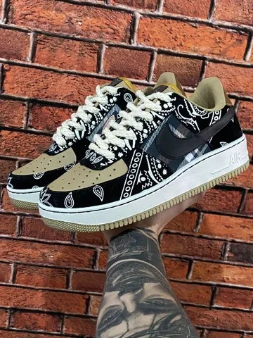 Tênis nike scott travis dunk (entrega grátis)
