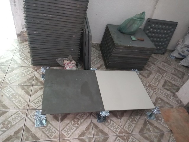 Piso elevado em ardósia ou aço  - Foto 2