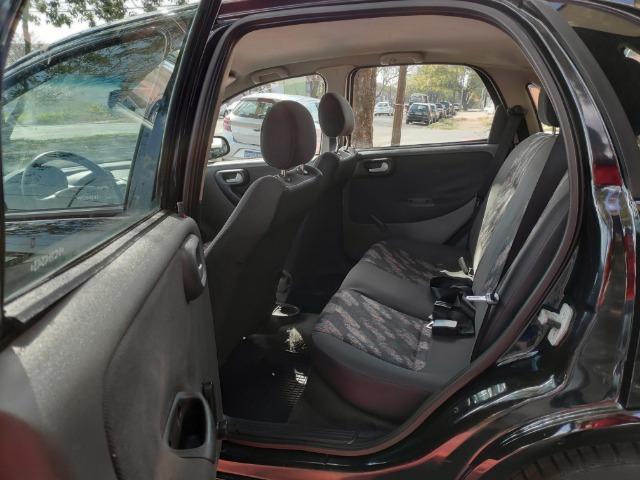 Chevrolet Corsa - Foto 8