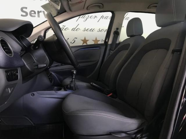 FIAT PUNTO ATTRACTIVE 1.4 FLEX MEC. 2013 - Foto 6