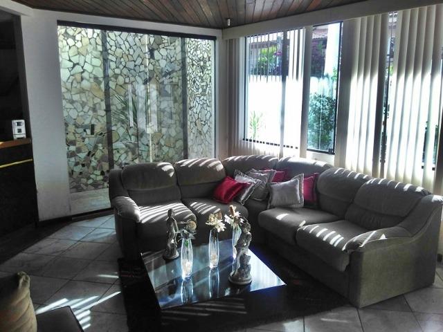 Casa em Itapuã com 4/4 e 476m² no Cond. Recanto de Itapuã - Foto 16