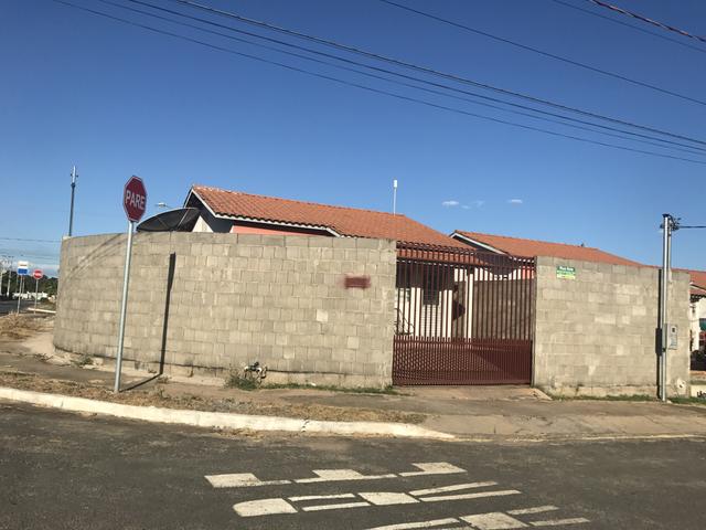 Casa de esquina Santa Terezinha entrada baixa