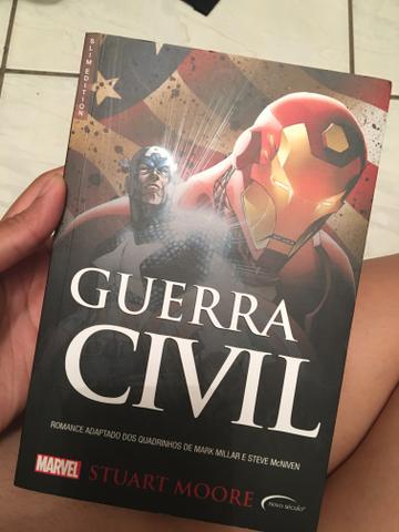 Livros A Morte do Capitão América e Guerra Civil