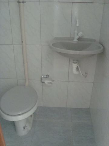 Kitinetes ótima localização e muito familiar - Foto 4
