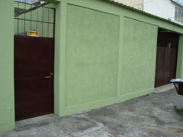 Kitinetes ótima localização e muito familiar - Foto 10