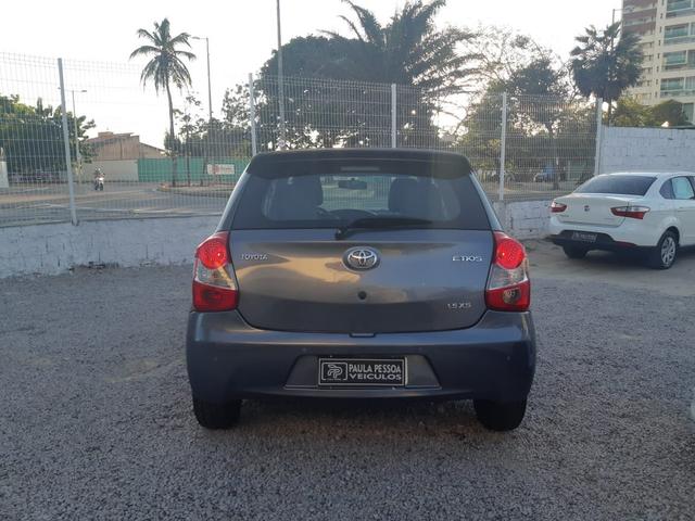 Toyota Etios Hatch XS 1.5 flex, completo, mecânico, super novo - Foto 9