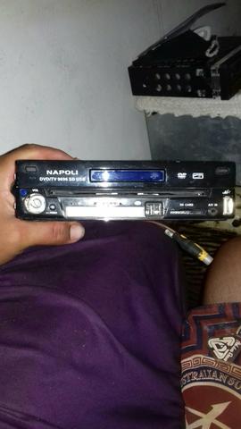 Um DVD de carro 200 reais