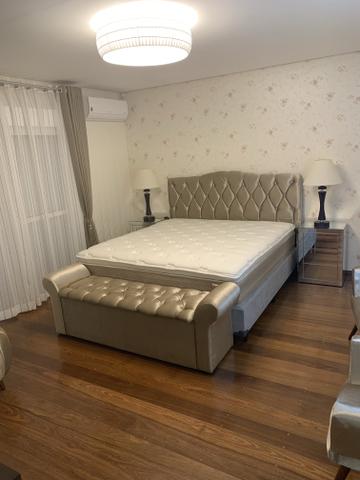 Casa nova com 4 suítes em bairro nobre