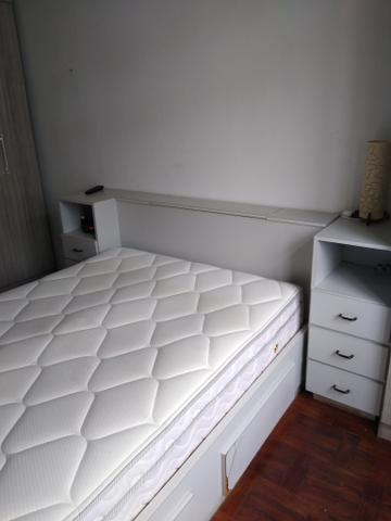 Jogo de quarto casal com colchão - Foto 2