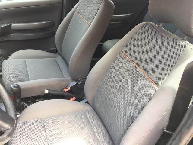Volkswagen Fox Trend 1.0 Flex(80.000km única dona * - Foto 10
