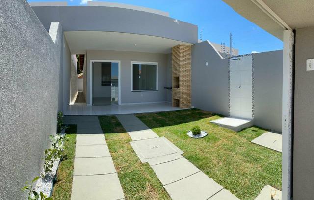 Casa plana no Ancuri de R$ 160.000.00 ja com documentação inclusa(3 Quartos)
