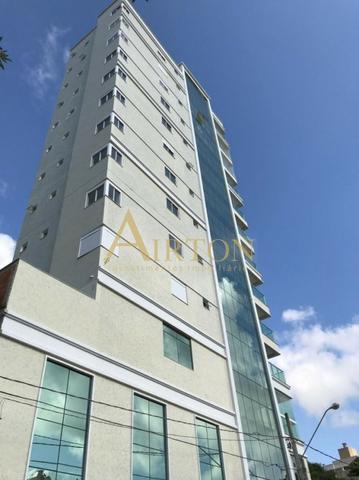 Apartamento, V3142, 3 Suites, lazer, 2 vagas de garagem, 280mts do mar em Meia Praia