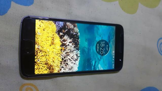 Moto g5s em ótimo estado !
