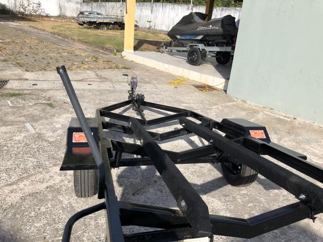 Vende se carreta para jetsky