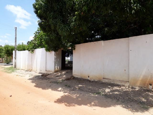 Uma casa de 360m2, 3 qtos 2 suites