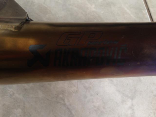 Escapamento Ponteira da Hornet Akraprovic Gp2 Series Titanium - Foto 2