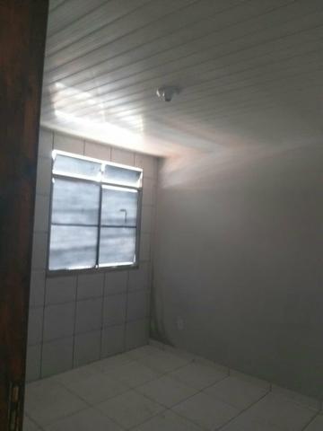 Aluga apto Brotas 2/4 600 reais e uma kitent incluso água s/taxa de cond.ótima localização - Foto 3