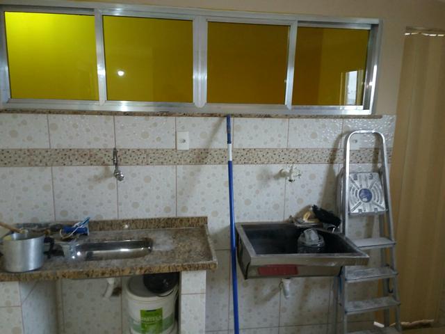Vende - se um prédio composto por 5 casas - Foto 16