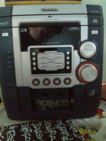 Som Semp Toshiba / carrossel 3 cds / 1 caixa de som / funcionando