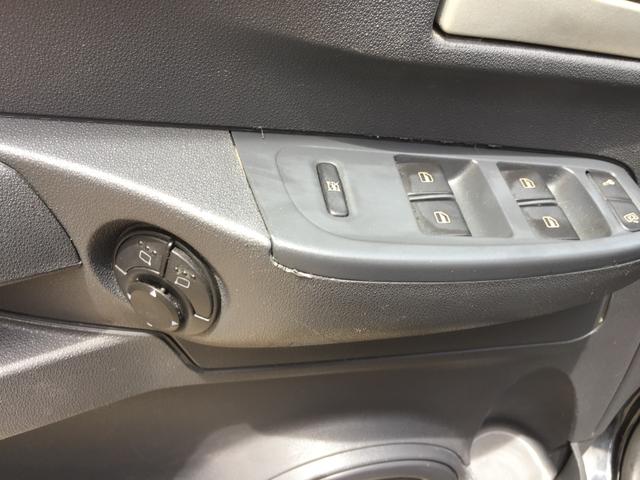 Volkswagen Fox Trend 1.0 Flex(80.000km única dona * - Foto 14