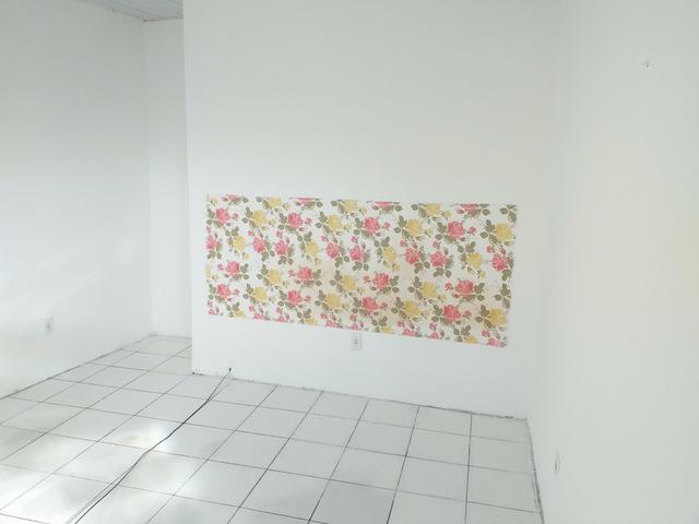 Alugo casa