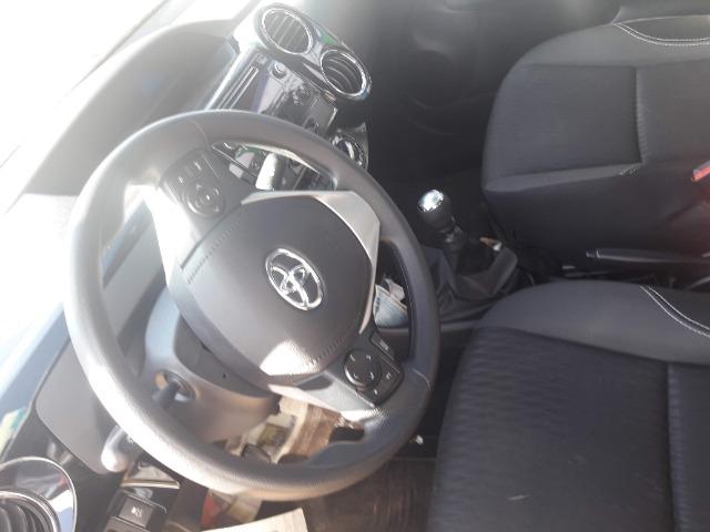 Vendo um Toyota Etios Xplus Sedan. - Foto 3