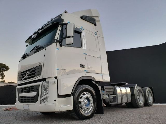 Volvo Fh 460 Trucado 6x2 Teto alto único Dono