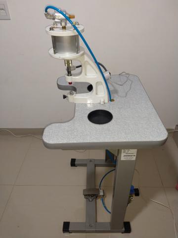 Máquina de prega botão Pneumática Metalnorte