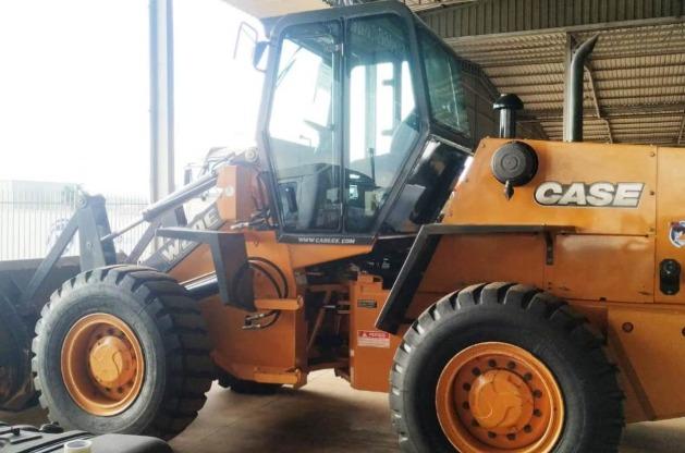 Pá carregadeira, Case W20E, ano 2014 - Foto 4