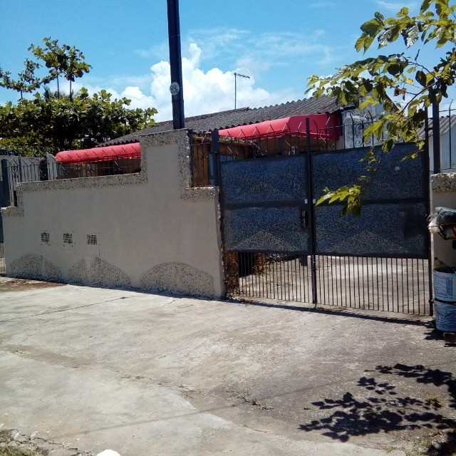 04 Casas p/ Renda ou Moradia - Mongaguá Ag. de Campos Prox. Plat. Pesca