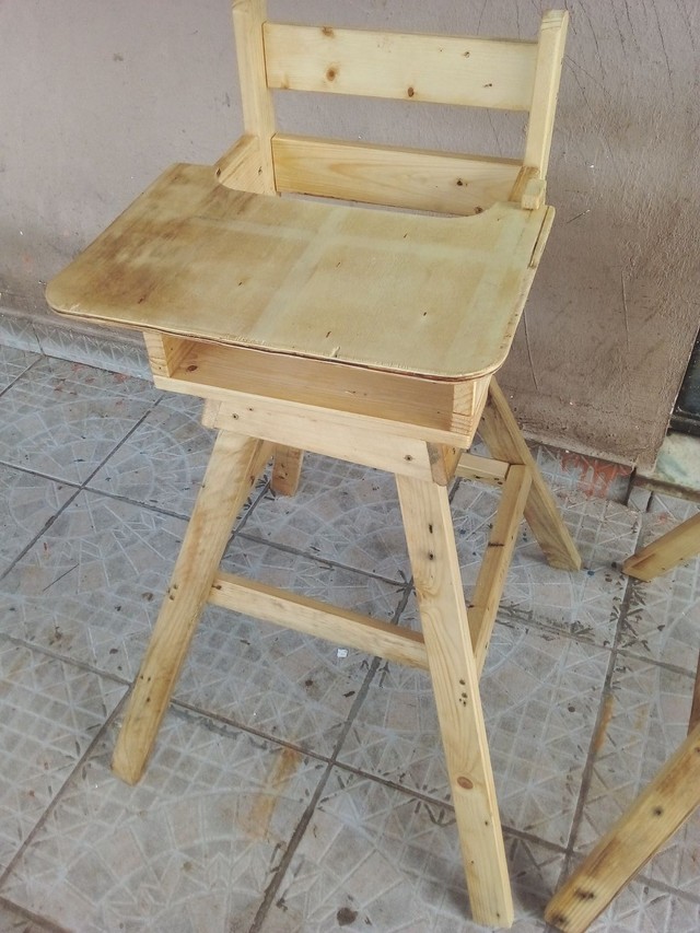 Artesanatos de madeira de pallet  / cadeiras de alimentação APartir de 100 - Foto 2