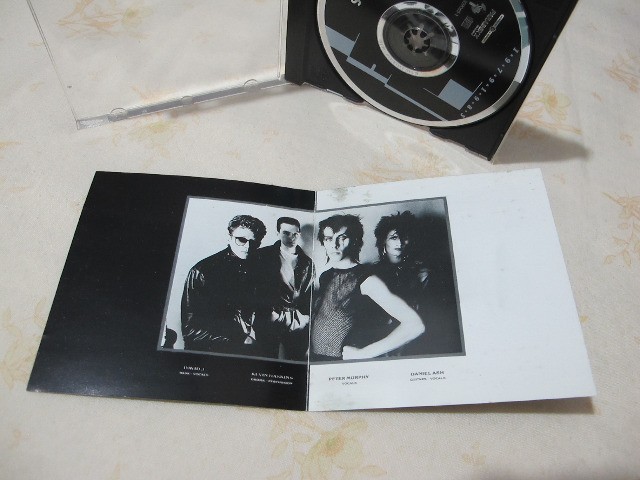 CD Bauhaus 1979-1983, Volume 2 (usado) - Rock Gótico - Anos 80 - Foto 3