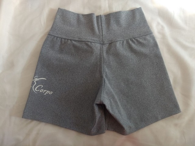 Short  - Foto 2