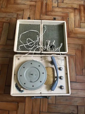 Vitrola antiga soldar estereo - Foto 2