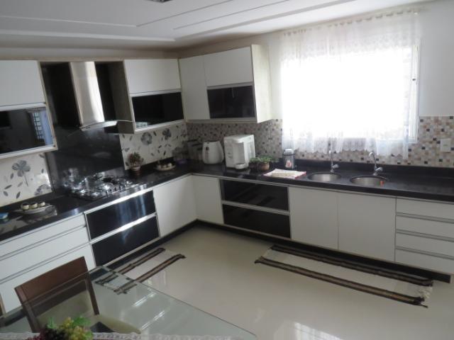 Excelente Casa, 3 quartos, 3 suites, Edícula, Churrasqueira, Condominio Fechado - Foto 18