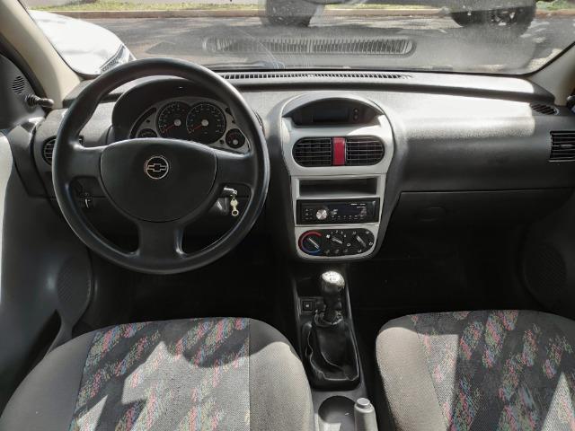 Chevrolet Corsa - Foto 10