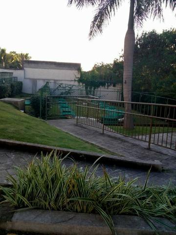 Vendo apto otina localização, com dois quartos super arejado - Foto 2