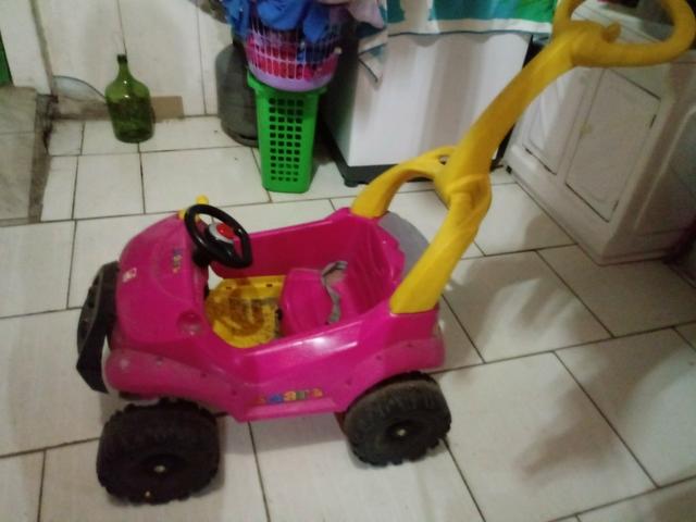 Carro de infantil com pedal