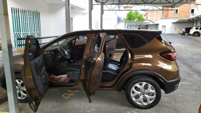 Carro, Captur Zen 16A , 30.000 km, conservado - Foto 7