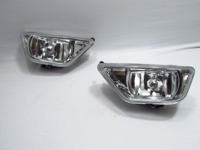 Par Farol Milha Auxiliar Neblina Ford Focus 2004 2005 A 2008